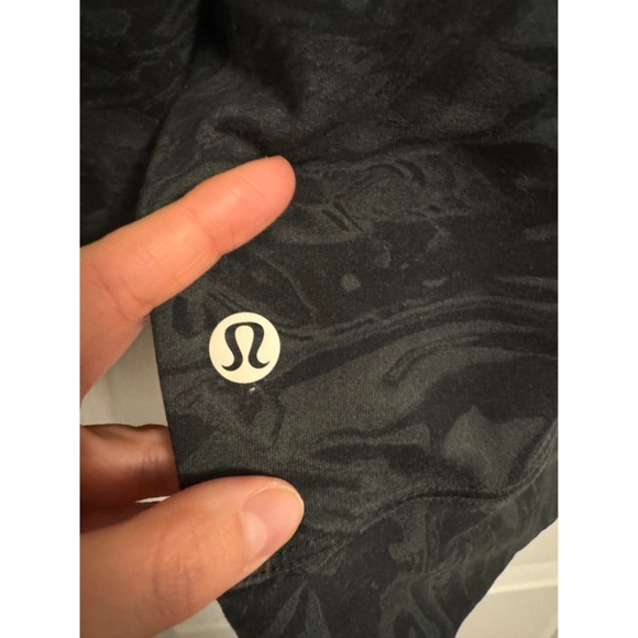 Lululemon Team Canada Perfectly Oversized Crew - Picture 7 of 8